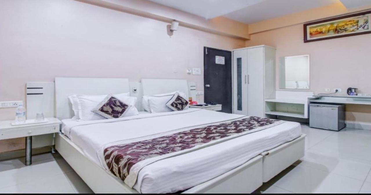 Fabexpress Tourist Plaza Hyderabad Luaran gambar